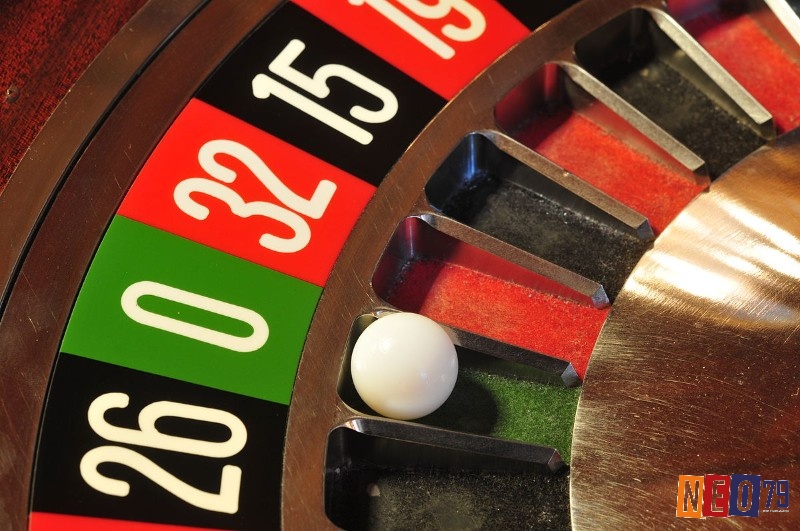 Roulette là game casino được nhiều người chơi yêu thích