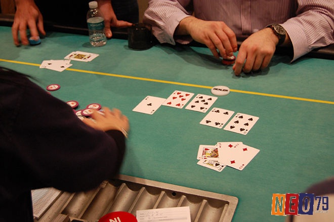 Trong Poker, kicker có thể thay đổi kết quả ván đấu, ngay cả khi cả hai cùng có đôi giống nhau