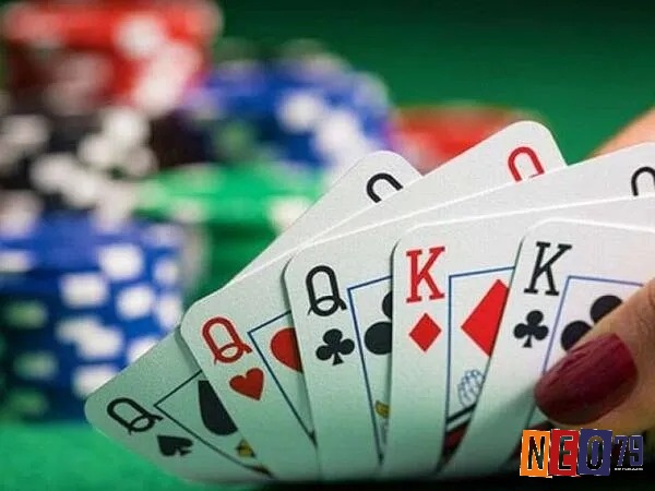 Giải thích khái niệm phỏm, cạ và rác.