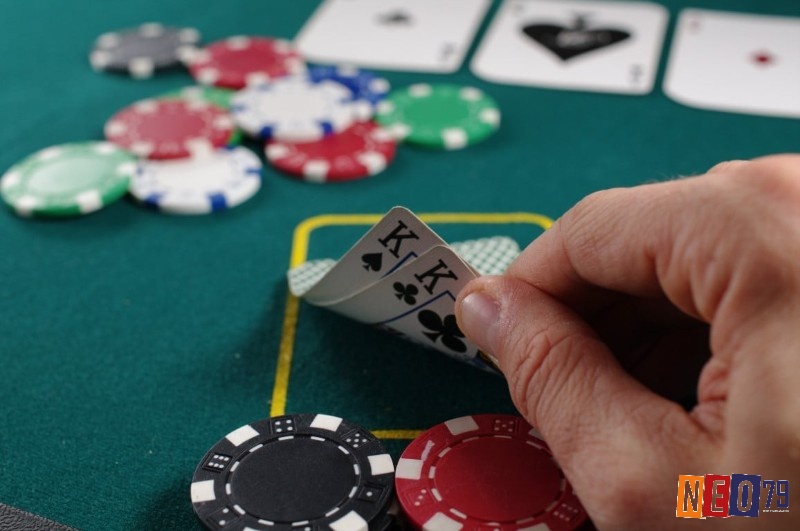Một value C-bet chuẩn xác có thể giúp bạn nhân đôi giá trị pot và thể hiện đẳng cấp đọc tình huống tinh tế.