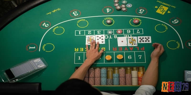Người chơi quan sát cầu baccarat để nhận diện chuỗi kết quả lặp lại, từ đó đưa ra quyết định cược có cơ sở và chiến lược hơn