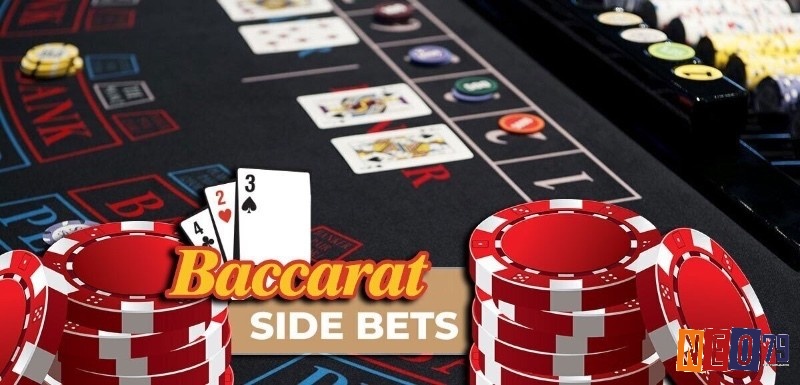Baccarat thêm phần kịch tính nhờ các RTP side bet phổ biến như “Đôi người chơi” hay “Hoàn hảo đôi”.