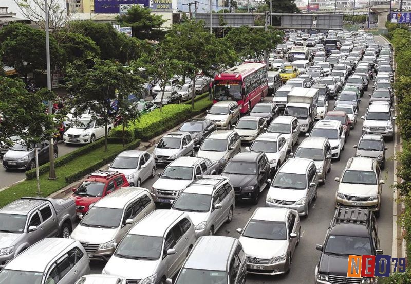 Giấc mơ thấy kẹt xe thể hiện những áp lực liên quan đến địa vị của bạn